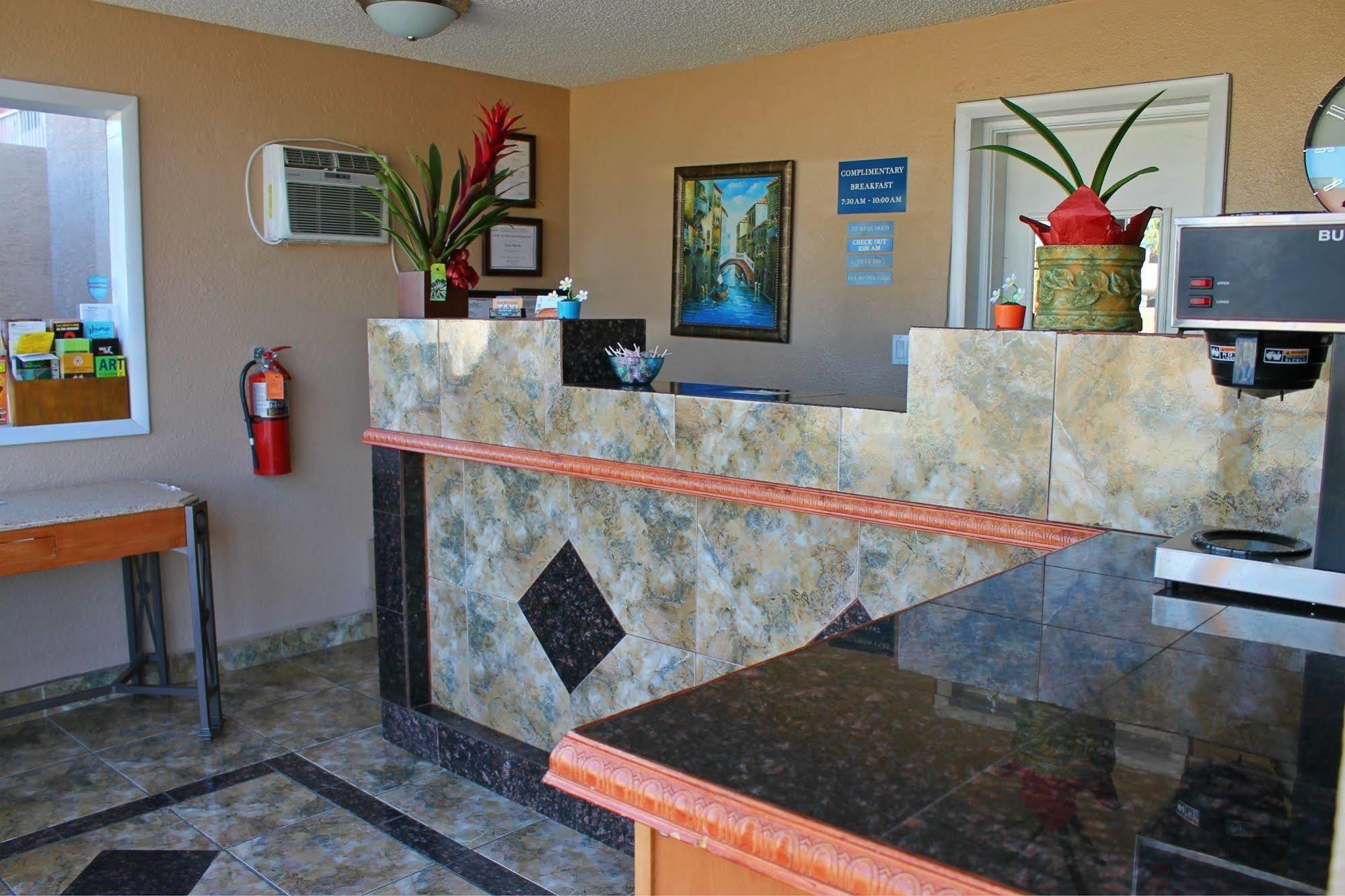 Stone Inn Extended Stay U Of A Tucson Exterior photo
